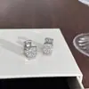 Aretes Cuadrados de Diamante Completo Plateados para Mujer 2026, Aretes Súper Elegantes con un Toque de Lujo, Accesorios para Orejas de Lujo Ligero para Rostros Cuadrados y Redondos