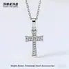 Accesorios de Collar con Colgante de Cruz de Acero de Titanio y Circonita Europeos y Americanos para Mujer, Lujo Ligero, Acero Inoxidable de Alta Gama, Cadena para Clavícula que No se Desvanece