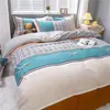 Juego de Ropa de Cama Pequeño Fresco de Cuatro Piezas Algodón Lavado Amigable con la Piel Cepillado para Cama de Estudiante Sábanas Funda Nórdica Juego de Tres Piezas Venta al por Mayor