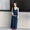 Conjunto de Ropa para Niñas 2026 Nueva Moda de Primavera Camisola de Mezclilla y Pantalones Casuales Conjunto de Tres Piezas para Niños