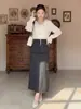 Falda de Estilo Diseñador Feiyuan con Cinturón y Abertura Trasera, Falda Recta para Mujer, Nueva Moda Primavera Temprana Versátil Falda Media Rayada