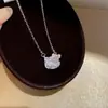 Collar de acero inoxidable con borla de gota de agua de circón europeo y americano, lujo ligero con un toque de alta gama, cadena para la clavícula de nicho, estilo minimalista, accesorio versátil