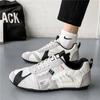 Tenis Casuales Ligeros y Versátiles de Verano Transpirables para Hombre para Adolescentes Antideslizantes de Suela Suave para Correr Deportes Zapatos de Malla
