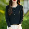 Nuevo Cardigan de Punto Redondo Patchwork con Perlas Estilo Francés Suave y Elegante Otoño/Invierno 2026 Suéter Rojo de Año Nuevo para Mujer