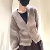 Amazon Transfronterizo Abrigo Suéter para Mujer Otoño e Invierno 2025 Nuevo Casual Color Sólido Cuello en V Cintura Alta Bolsillo de Punto Cárdigan