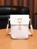 Versión Coreana Bolso de Hombro Acolchado con Cabeza de Gato y Perlas Nuevo Bolso Cruzado de Moda para Mujer Mini de Mano para Redes Sociales Venta al por Mayor Comercio Exterior