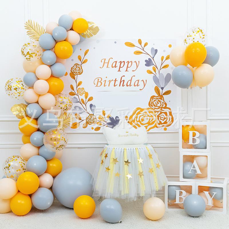 18366696465_61520307