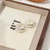 Estilo Francés Lujo Ligero Diseño de Nicho Personalidad Pendientes Versátiles Estilo Dulce Fresco Pendientes de Aro Pendientes de Botón de Gama Alta Brazaletes para Oreja