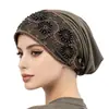 Sombrero pequeño versátil de encaje con cuentas, superventas popular transfronterizo para mujer, gorro de punto para cubrir el cabello decorado con encaje, elegante y con estilo