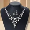 Conjunto de Collar y Pendientes de Flor de Perla Europeos y Americanos Novia Banquete de Bodas Venta Caliente Transfronteriza Joyería para Mujer Lluvia de Meteoros