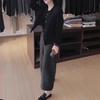241138 Da Ai Mei Yi Yuan Otoño 2026 Nuevo Estilo Coreano Chaqueta Simple de Manga Larga Pantalones Casuales de Cuadros de Pierna Ancha para Mujer
