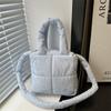 2024 Nova Bolsa de Algodão Feminina Simples e Macia Quadrada Bolsa Crossbody Bolsa de Mão Elegante Bolsa Quadrada Pequena Bolsa Elegante