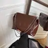 Bolsa Tote com Corrente Grande Capacidade para o Dia a Dia Prata Bolsa de Ombro de Alto Padrão Novo Design de Nicho Retro Transversal Bolsa Feminina