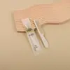 Set Desechable de Peine y Artículos de Tocador para Hoteles y Casas de Huéspedes, Hecho de Paja y Plástico, con un Mango Largo
