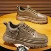 Zapatos de Hombre Otoño Nuevos Zapatos Deportivos y de Ocio para Hombre Versátiles Impermeables Antideslizantes Zapatos de Cuero Negros Zapatos de Trabajo de Cuero