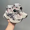 Zapatos Deportivos de Malla para Niños Modelo Nuevo Primavera y Otoño 2026 Zapatos tipo Papá para Niños con Hebilla Giratoria Zapatos Casuales para Niñas Zapatos para Correr