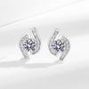 Pendientes de diamantes estilo Chanel para niña, estilo coreano, nuevos y populares en Internet. Pendientes chapados en oro con circonitas.