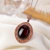 Yilu Silver S925 Rose Gold Plated Amber Blood Pingente Personalizado Light Luxury Hollow Egg Noodle Pingente de Corrente de Lã Feminino