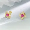 Pendientes de Plata de Ley S925 con un Diseño de Cruz de Lujo Ligero, Estilo Vintage Francés, Incrustación de Circonita Roja, Joyería Única y Elegante