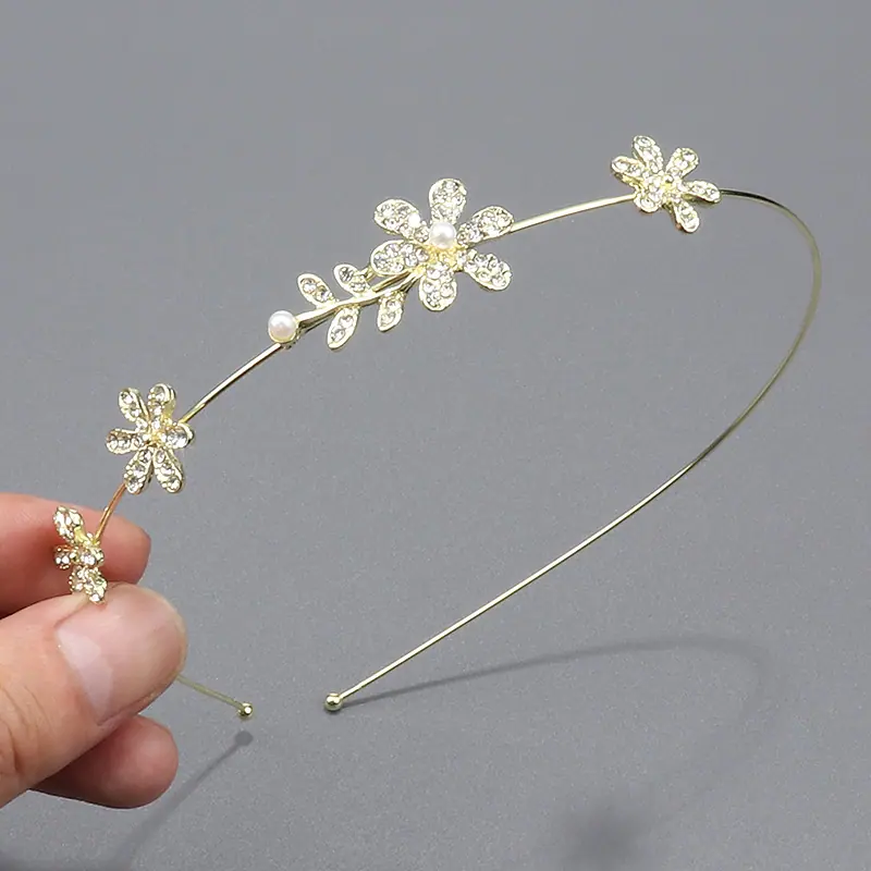 珍珠六瓣花金色