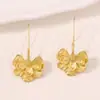 Pendientes de flor de metal estilo tribunal europeo y americano transfronterizo, elegantes, combinan con todo, moda, fiesta, pendientes, joyería Yiwu para mujer