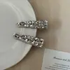 Pinza para el pelo tipo gota de agua con diamantes brillantes estilo coreano, sensación de lujo ligero de alta gama, pasador simple para flequillo lateral, accesorio para el cabello