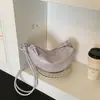 2026 Nueva Bolso de Hombro Cruzado de Moda Versátil con Forma de Media Luna para Mujer, Bolso Sencillo de Nicho para el Hombro para el Viaje Diario