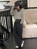 Conjunto para Niñas 2026 Nuevo Llegado de Otoño para Niños de Edad Media y Mayores Sudadera con Bloques de Color y Rayas Pantalones de Chándal Conjunto de Tres Piezas Ropa de Otoño para Niños Estilo Coreano