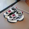 Zapatos para Niños 2026 Verano Nuevos Zapatos Deportivos para Niños Antideslizantes para Niños Estudiante Suela Suave Ligeros para Correr Zapatos de Papá