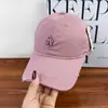 Boné de Baseball Estilo Japonês para Afinar o Rosto de Mulheres, Novo Chapéu Bordado Primavera/Verão, Marca da Moda Boné de Baseball Bordado com Letra de Topo Macio para Homens