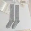 Calcetines de otoño e invierno con relieve, de punto calado, con volantes, de color liso, encaje estilo japonés, calcetines largos, algodón puro, calcetines sin costuras, venta al por mayor desde Zhuji
