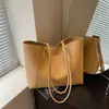 Bolsa feminina grande popular estilo vintage transfronteiriça, nova moda de verão 2026 bolsa de ombro para o dia a dia, bolsa tote casual
