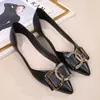 Flats de Mujer Estilo Chanel 2025 Nuevo Versión Coreana Punta Afilada Hebilla Decorativa Metálica Mules Bajas para Mujer