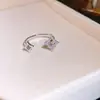 Canción de Amor Aurora~Collar con Colgante de Estrella Hueca de Circonita Super Brillante y Borla Cadena de Clavícula Chapada en Oro Real de 18K para Mujer
