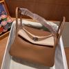Bolsa Lindi de couro legítimo, bolsa portátil tipo balde, nova bolsa de ombro para viagem, bolsa médica, bolsa feminina, primavera e verão, bolsa mensageiro, tudo combinando, 2024