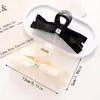 Presilha de Cabelo Elegante com Laço Preto e Branco de Tamanho Médio Estilo Francês, Toque de Luxo Leve e de Alta Qualidade, Grampo para Penteado de Coque Feminino
