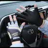Guantes de Pesca Expuestos Tres Dedos Volando Golpear Pesca Hombres Verano Luya Medio Dedo Guantes Protector Solar Antideslizante Seda de Hielo Transpirable Delgado