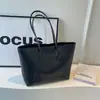 Bolso Tote para Mujer 2024 Nuevo de Gran Capacidad para Viajar Otoño e Invierno Bolso de Hombro Versátil Bolso de Clase Simple