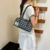Bolso de Lunares Exquisito y de Moda de Nicho para Mujer, Nuevo Bolso de Hombro Tipo Almohada para la Axila de Moda 2026, Bolso de Mano Boston