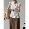 Camisa de tirantes con cuello en V de lino Tencel al por mayor directa de fábrica en stock para mujer, top pullover ajustado con mangas acampanadas y amarre