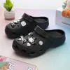 Zapatos con Agujeros para Mujer Verano Nuevo Estilo Ropa Exterior Suela Gruesa Resistentes al Desgaste Sandalias Exteriores EVA Playa Antideslizantes Pareja Pantuflas de Punta Cerrada