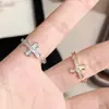 Anillo Cruzado de Diamantes Estilo Vintage Transfronterizo Temperamento Retro Hip-Hop Lujo Ligero Versátil Abierto Vintage