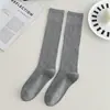 Calcetines Altos para Mujer para Otoño e Invierno, Moldeadores de Piernas, Estilo JK Japonés, Estilo Escolar, Antideslizantes, Para Todas las Estaciones, Versátiles, Adecuados para Combinar con Zapatos Pequeños de Cuero para Ir al Trabajo