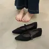 Zapatos Mary Jane Retro Franceses para Mujer 2025 Nuevos Zapatos Pequeños de Cuero Suave con Punta Cuadrada Boca Baja Zapatos con Plataforma Interna