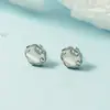 Pendientes Estilo Influencer de Madreperla Blanca con Forma de Ruyi y Candado de Paz, Incrustaciones de Circonita Microincrustada, Candado de Longevidad Chapado en Oro, Modernos y Elegantes para Mujer