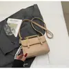 Bolso Popular de Moda de Gama Alta para Mujer 2025 Nuevo Simple para Viajes Diarios Versátil Portátil Pequeño Cuadrado Bolso de Hombro Cruzado