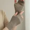 Luvas de Meio Dedo em Cashmere para Mulheres % Cashmere Puro Outono e Inverno Novo Estilo Luvas Sem Dedos de Tricô Plano para Proteção contra o Frio e Aquecimento, Finas