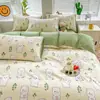 Juego de Ropa de Cama Fresco y Sencillo de Cuatro Piezas, Funda de Edredón, Ropa de Cama Individual para Dormitorio de Chicas, Uso en el Hogar, Lavable, Conjunto Moderno de Tres Piezas