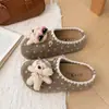Chinelos de Algodão com Bolinhas e Filhote 3D para Mulheres, Uso Externo de Inverno, Fofos, Antiderrapantes, Solado Macio, Quentes, Sapatos Felpudos, Sapatos Preguiçosos, Birkenstock