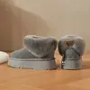 Botas de nieve cálidas con suela gruesa, que aumentan la altura y forro de felpa para mujer, nuevo estilo de invierno 2026, zapatos esponjosos, botas de algodón estilo Noreste para mujer